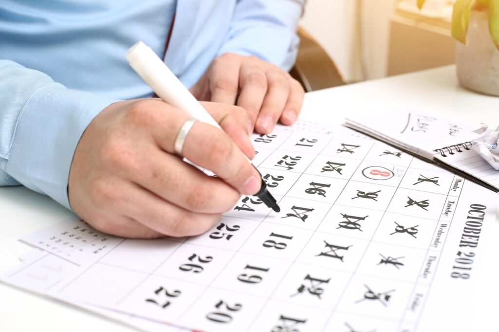 スケジュール管理をしている様子